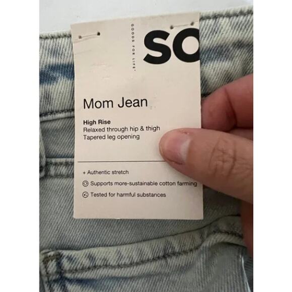 So Jeans Juniors 7 Loose Baggy Mom High Rise Cross-Over Waist Light Bleach Rips - Picture 4 of 6